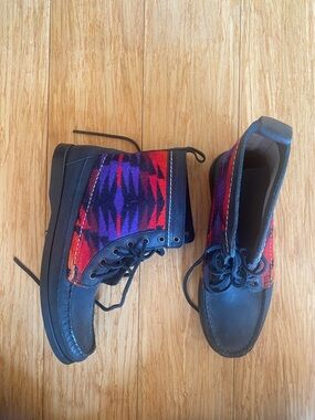 SAMOSA wool and leather Lace-Up Boots - New with tags